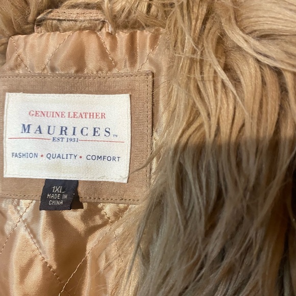 Vintage 90’s/y2k genuine leather tan jacket with clasp - Picture 2 of 13